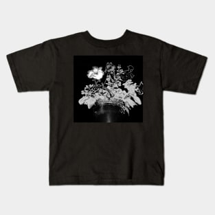 Black and white beautiful flower. Kids T-Shirt